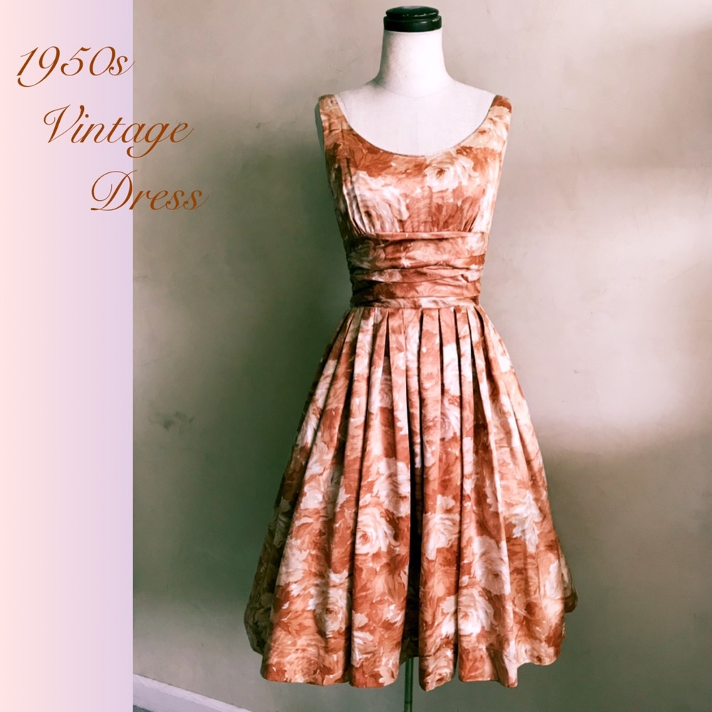 Authentic 1950s Swing Dress